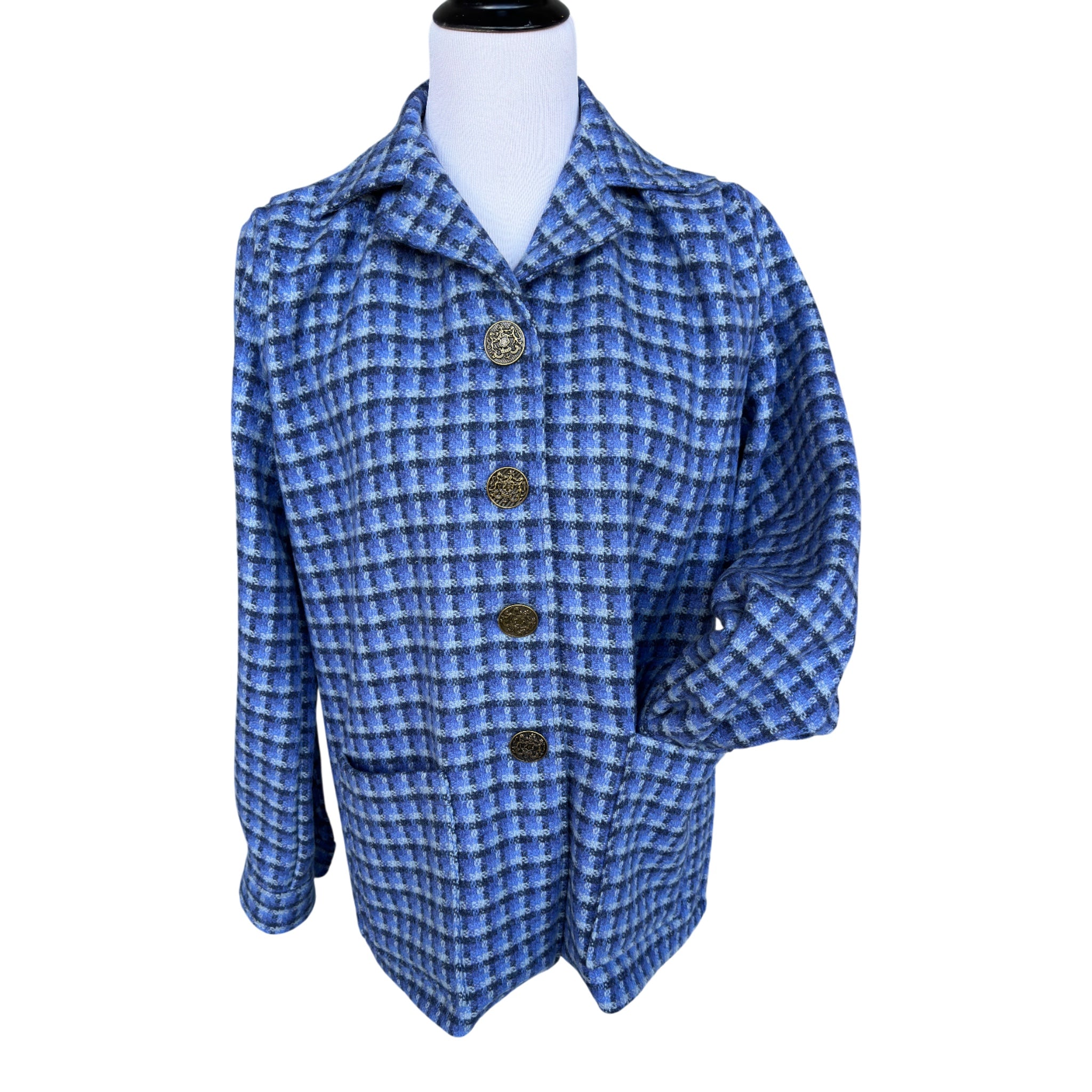 Vintage Munrospun Wool Jacket with Victorian Livery Buttons – 1949 Classic Pattern