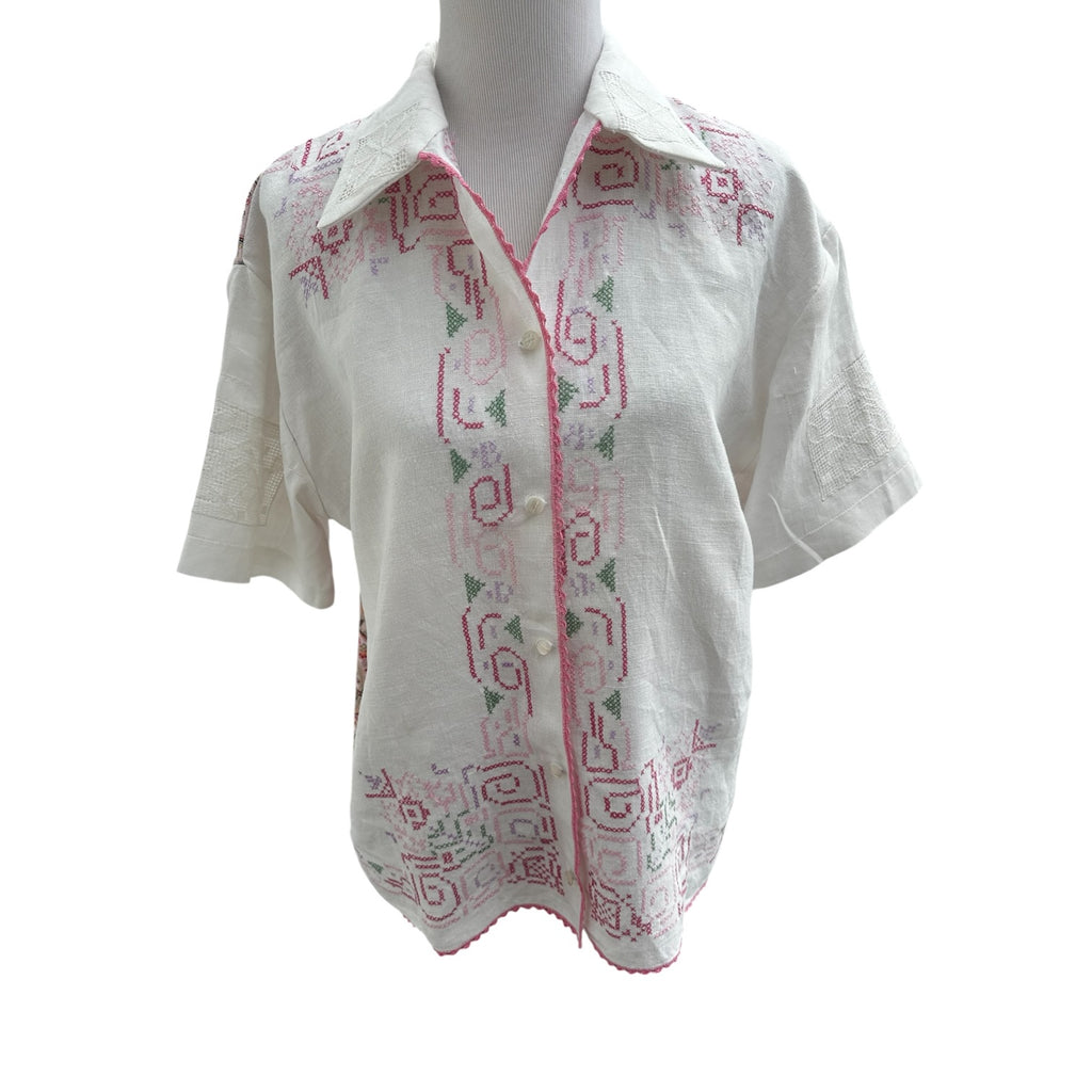 Upcycled Vintage Linen Shirt Unbuttoned – Full Cross-Stitch Floral Embroidery Pattern | Fabric & Soul