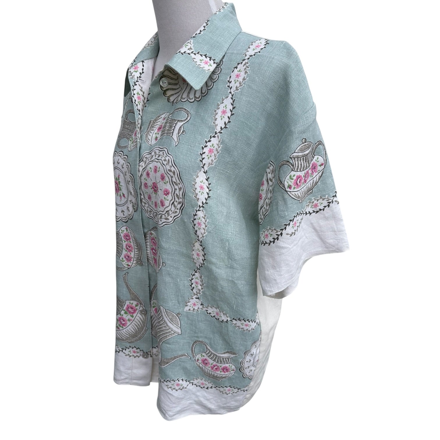 Side View Vintage Linen Shirt – White Cutwork Sleeve & Mint China Print | Fabric & Soul Slow Fashion