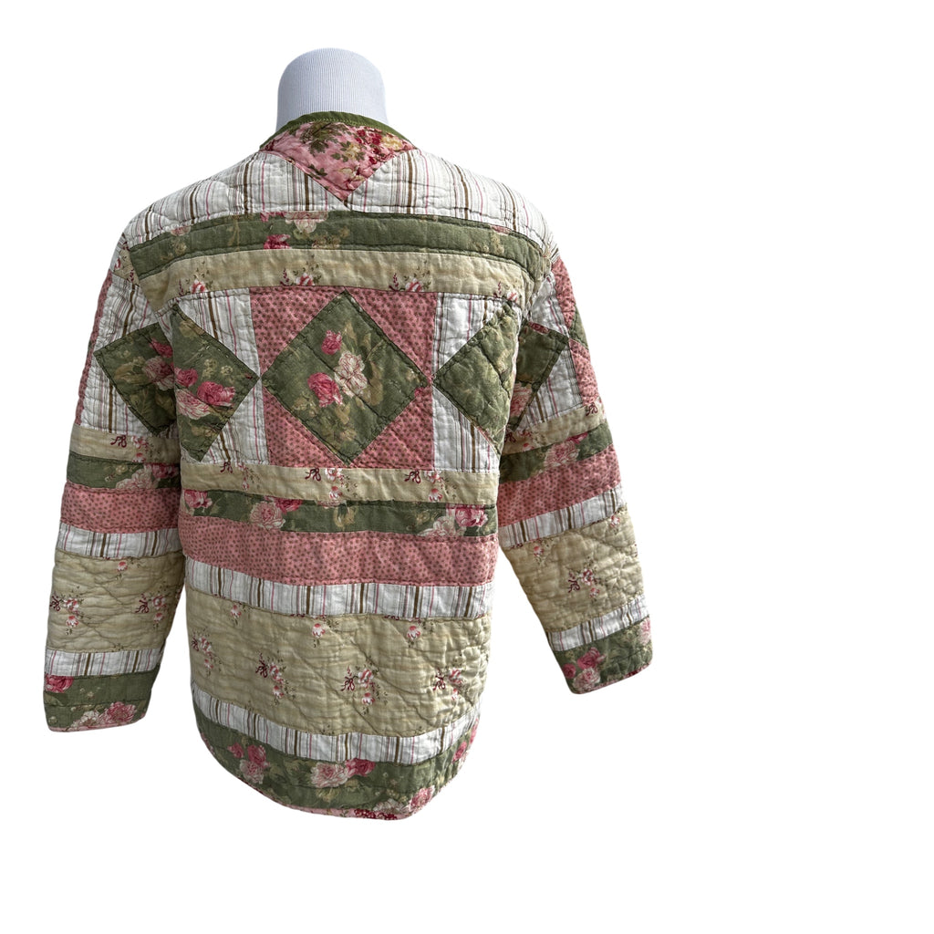 Vintage Quilt Coat – Soft Green Floral | Sustainable Handmade Jacket | Women's Large